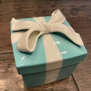 4" Large Tiffany Porcelain Blue Bone China Trinket Gift Box Ceramic Jewelry box